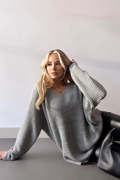 bacc سترة نسائية رمادية محبوكة برقبة على شكل حرف V - شتوية Bc231019