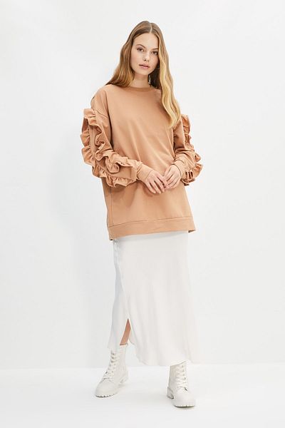 Trendyol Modest Beige Sleeve Ruffle Knitted Sweatshirt TCTAW22TW0011