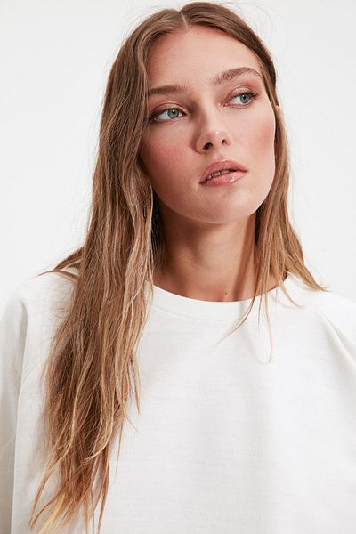 Trendyol Collection Ecru Raglan Sleeve Basic Silná Pletená mikina TWOAW20SW0055