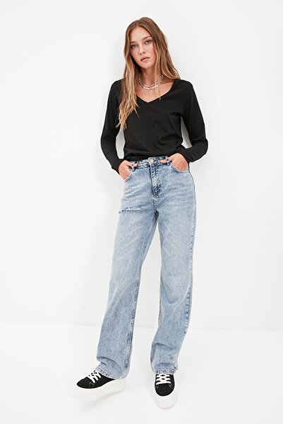 Trendyol Collection Černá 100% bavlna Regular/Normal Fit Základní pletené tričko s výstřihem do V s dlouhým rukávem TWOAW21TS0099