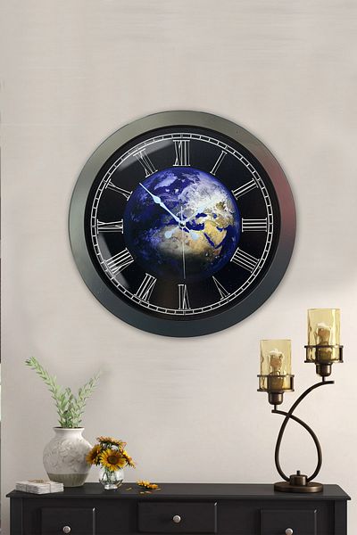 Kasva Concept Gift 36 cm Chrome Metal World Wall Clock