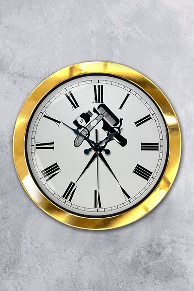 Kasva Concept Gift 36 cm Gold Metal Hairdresser Wall Clock
