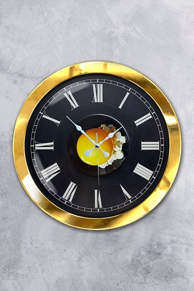 Kasva Concept Δώρο Ρολόι τοίχου με χρυσό μεταλλικό αυγό 36 εκ