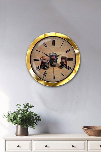 Kasva Concept 36 cm Gold Metal Camera Wall Clock