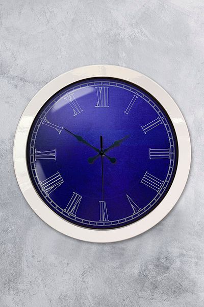 Kasva Concept Gift 36 cm White Metal Purple Wall Clock