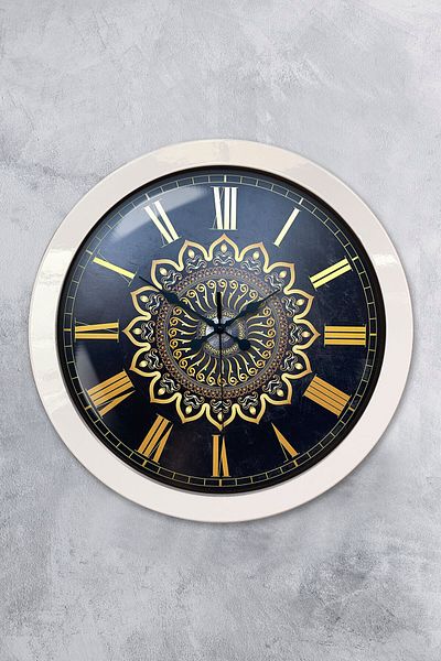 Kasva Concept Gift 36 cm White Metal Decorative Wall Clock