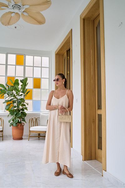 Askı Nişantaşı Rochie Ecru cu bretele din material modal