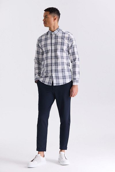 Jakamen Тъмносиня риза Slim Fit на каре, 100% памук