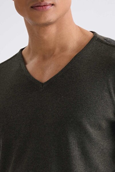 Jakamen Πλεκτό πουλόβερ με λαιμόκοψη σε σχήμα V σε χακί χρώμα