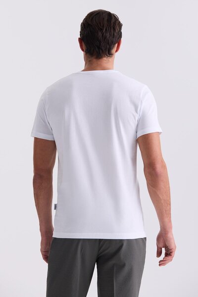 Jakamen Λευκό Slim Fit T-shirt με Στρογγυλή Λαιμόκοψη