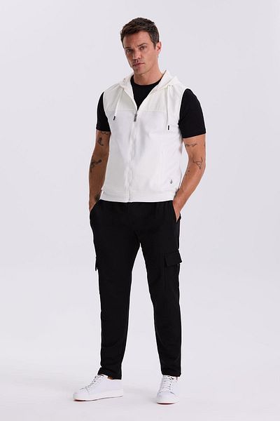 Jakamen Ecru Slim Fit Hooded Cotton Lycra Vest