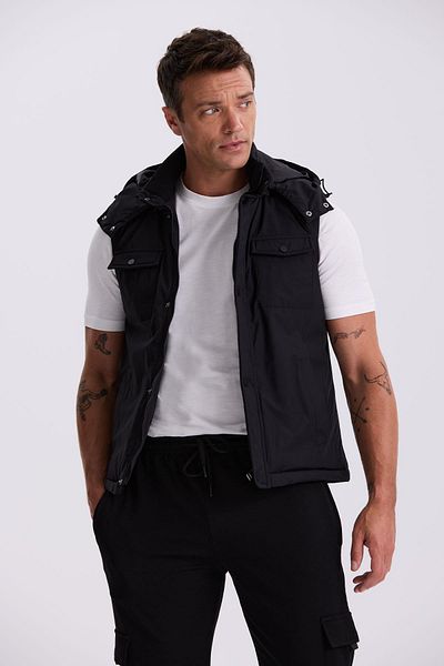 Jakamen Black Comfort Fit Pocket Hooded Relaxed Cut Safari Vest