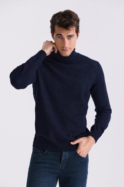 Jakamen Πλεκτό πουλόβερ με λεπτή εφαρμογή σε μπλε ναυτικό χρώμα