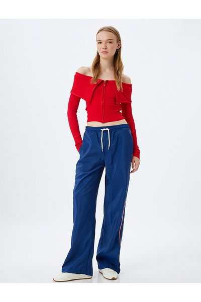 Koton Ribbed Off-The-Shoulder Slim Fit Crop T-Shirt - Long Sleeve and Zipper