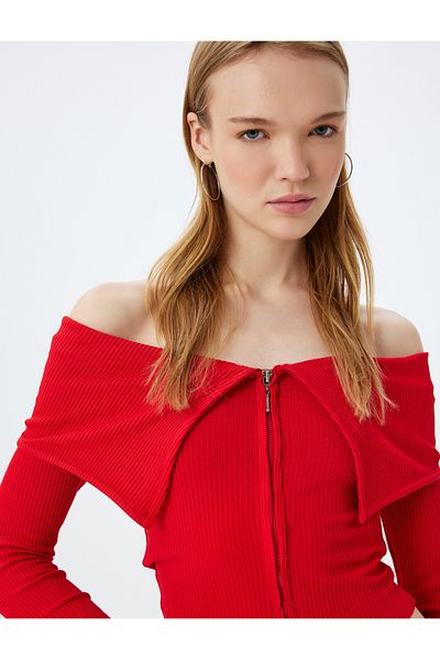 Koton Ribbed Off-The-Shoulder Slim Fit Crop T-Shirt - Long Sleeve and Zipper
