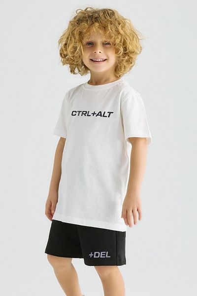zepkids Crew Neck Short Sleeve Text Printed Pocket Detailed White Color Boy's Shorts Suit