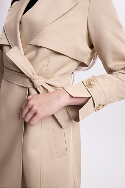 Zühre Kruvaze Yaka Düğme Detaylı Bej Trençkot 13532