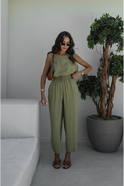 Havoş طقم بلوزة وبنطلون أخضر زيتي من Sofie