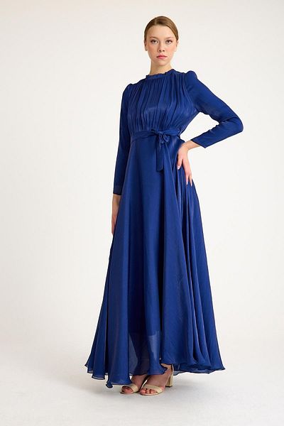 Olcay Plissee- und ausgestelltes Chiffon-Abendkleid mit Kristalldetail – INDIGO 4939-E