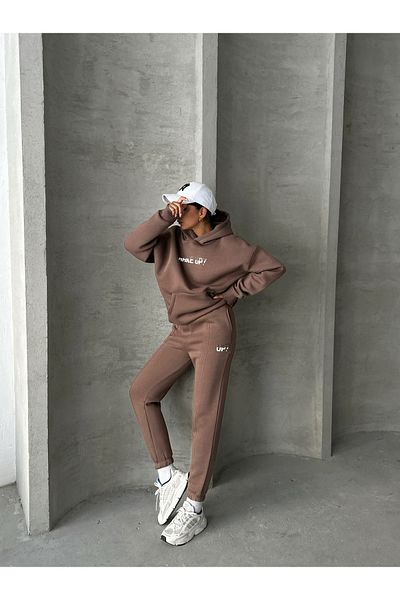 Cappmoda TKM-03630 Φούτερ με καφέ κουκούλα - Φούτερ Jogger με ανάγλυφο Wake Up, Φούτερ Jogger με τρία νήματα