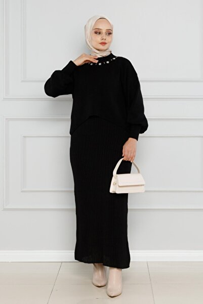 Sevitli Set de tricotaje negre din două piese - cu perle și gel