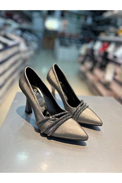 Alphus Pantofi cu toc Shah Three Stone