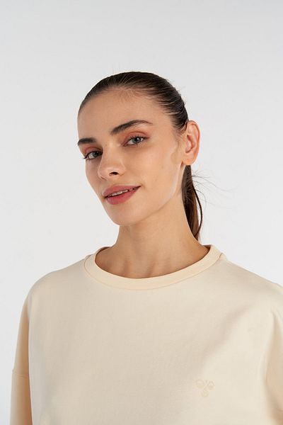 hummel Φούτερ Amber Oversize - Άνετη εφαρμογή
