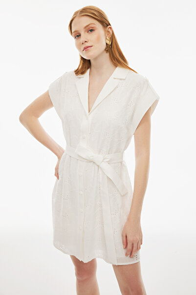 Perspective Emrick Regular Fit Κοντό Μήκος Χαμηλό Μανίκι γιακάς Εκρού Φόρεμα