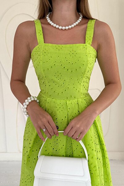 Elbee Fashion Woman Φόρεμα Brode με κρεμαστή συσκευή