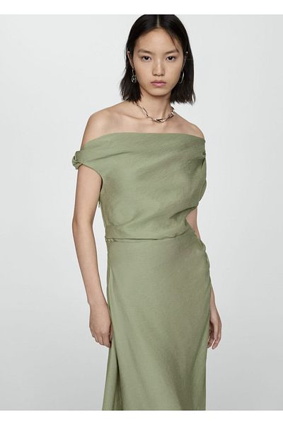 MANGO Woman Ασύμμετρο πλισέ φόρεμα