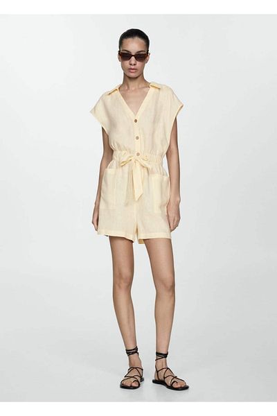 MANGO Woman Κοντή λινή ολόσωμη φόρμα με λεπτομέρεια γραβάτα