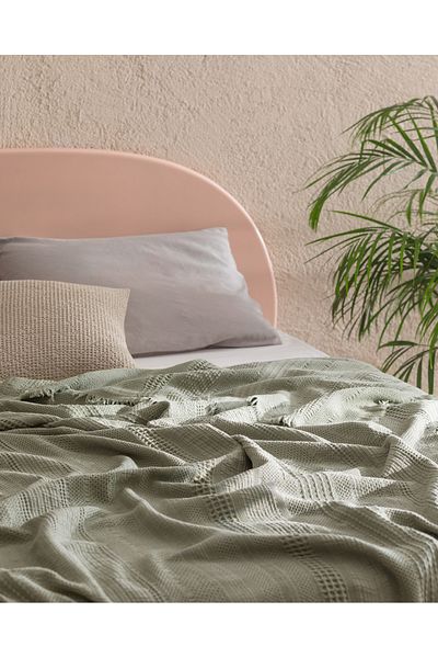 Madame Coco Lucille Double Bedspread - Comfortable and Stylish Design