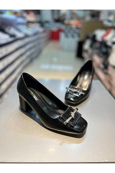 Hacıoğlu Ayakkabı Punto specijalni dizajn klasičnih elegantnih ženskih cipela...