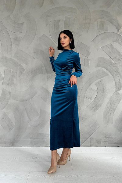 Elbee Fashion Woman Rochie din catifea cu guler stand