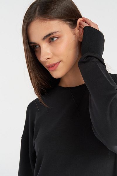 hummel Дамски черен суитшърт Hmljonina - Модел 921998-2001