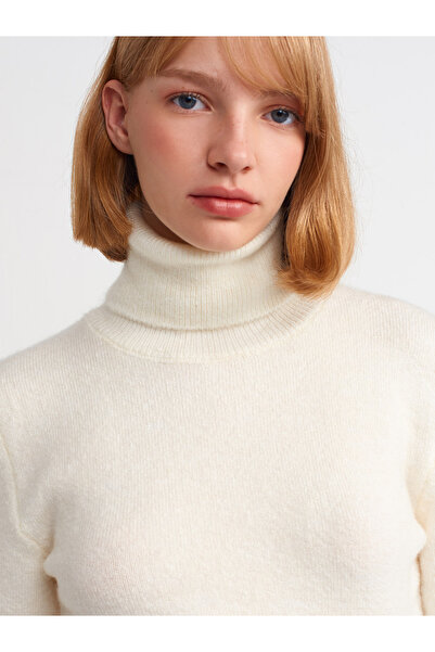 Dilvin 10306 Turtleneck Short Sleeve Crop Sweater-Ecru