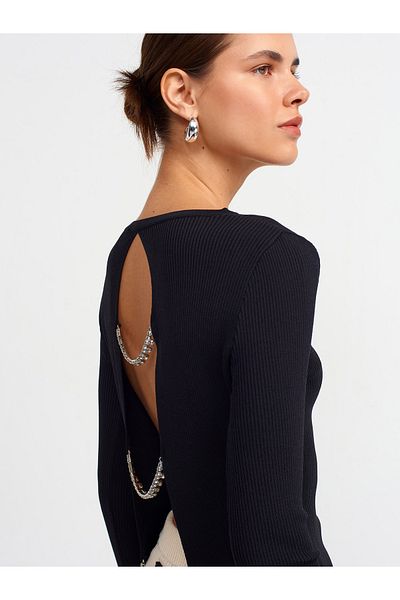 Dilvin 10530 Pulover tricotat cu bijuterii, decoltat cu nervuri-negru