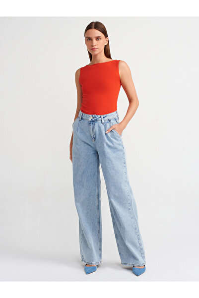 Dilvin Di̇lvin Skat Collar Armless Top