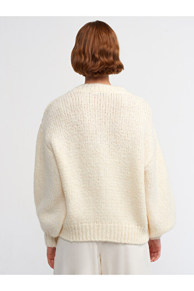 Dilvin 60185 V-Neck Strawberry Embroidered Balloon Sleeve Knitwear Cardigan-ecru