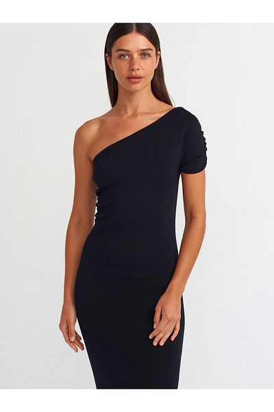 Dilvin 90221 Rochie neagră asimetrică din tricotaj drapat