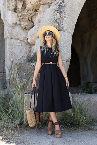 bytugcekaya Siyah Deri Kemerli Pileli Elbise