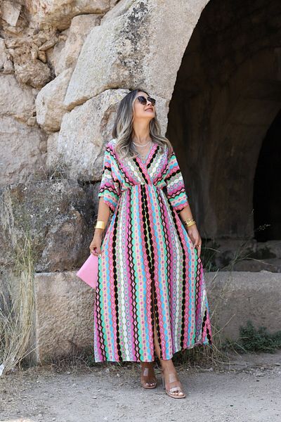 bytugcekaya Rochie roz cu mânecă liliac și detaliu cu fantă