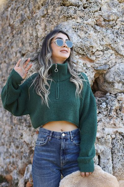 bytugcekaya Pulover cu fermoar verde petrol - Crop Cut