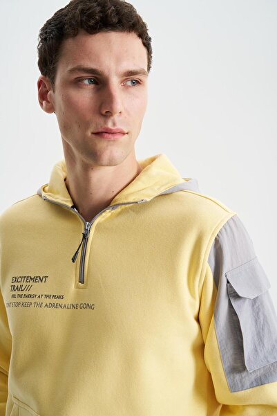 Arma Чоловічий жовтий світшот з кишенями Regular Fit K28254627301