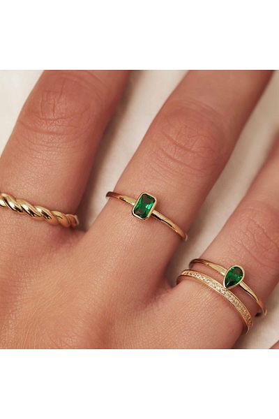 Isabel Bernard Baguette 14 Karat Ring, Stapelring 60