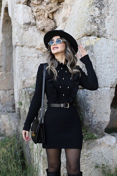 bytugcekaya Rochie neagră cu volane în față, mărime standard