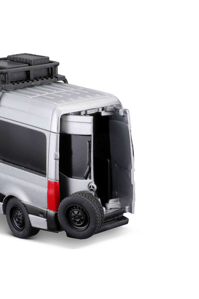 Maisto Weekenders Mercedes-Benz Sprinter - Gray