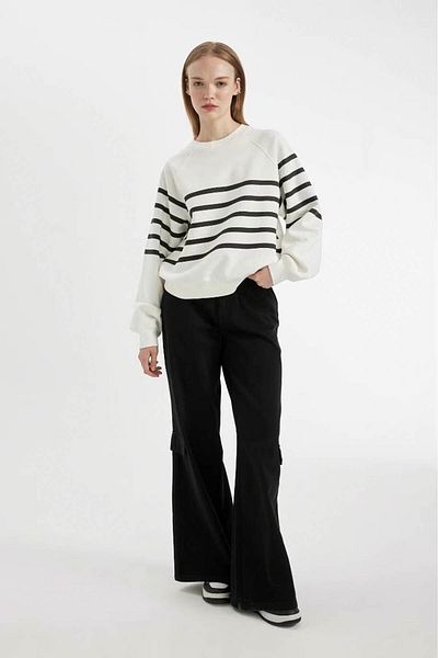 DeFacto White Women's Sweatshirt - C8193Ax/Wt32