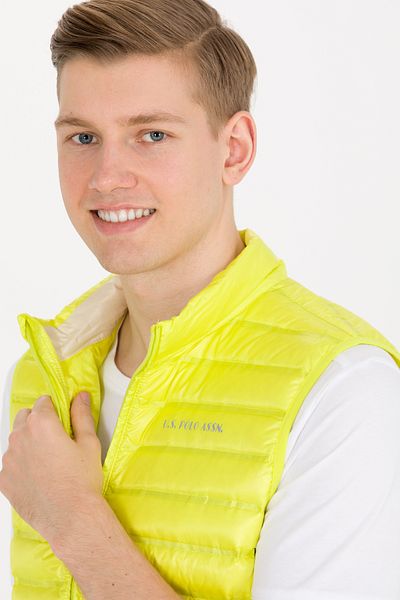U.S. Polo Assn. Men's Neon Yellow Vest 50264543 -Vr168