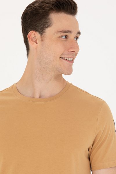 U.S. Polo Assn. Ανδρικό μπλουζάκι Camel Basic Crew Neck 50264916 -VR015
